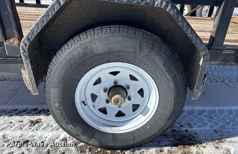 image for item FB0641 2011 PJ utility trailer