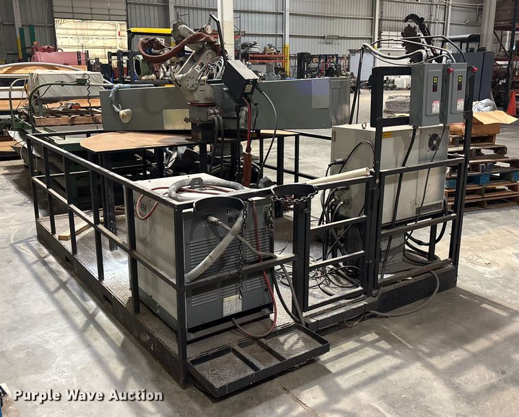 image for item FB0670 1998 Motoman MotoArc 450 arc welding robot