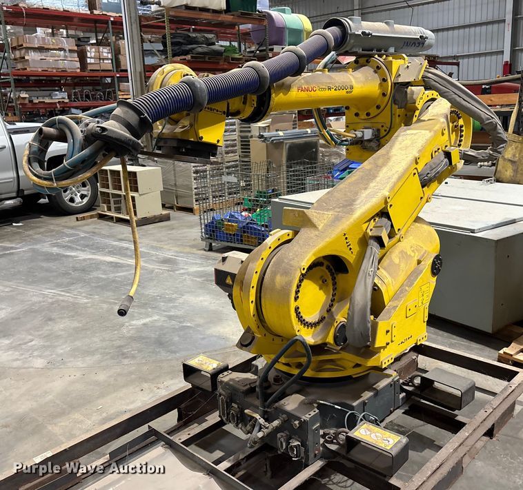 image for item FB0671 (3) Fanuc robots