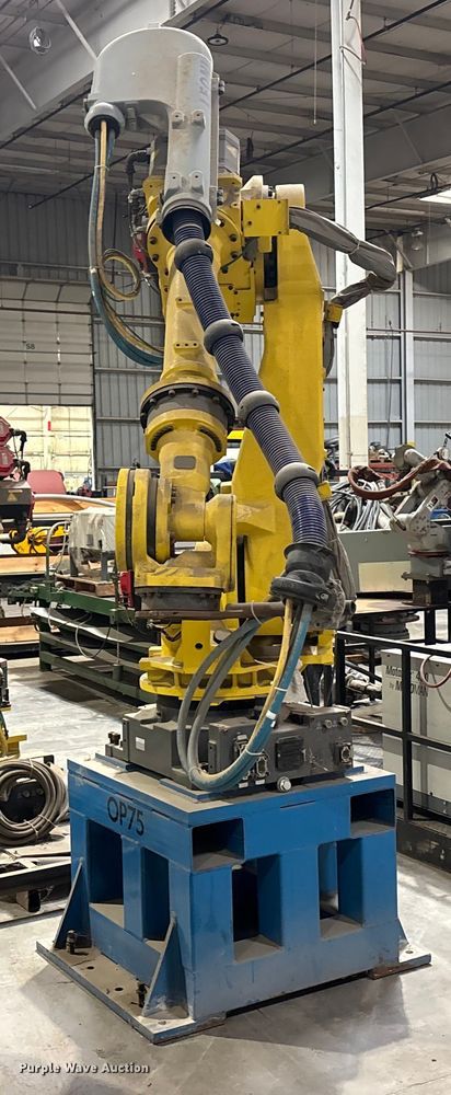 image for item FB0671 (3) Fanuc robots
