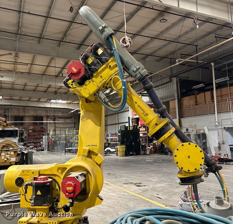 image for item FB0671 (3) Fanuc robots