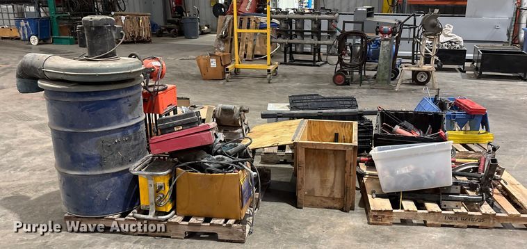 image for item FB0675 Tools