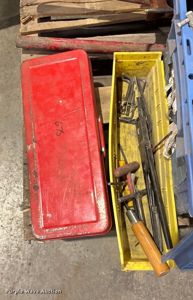 image for item FB0675 Tools