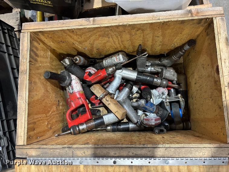 image for item FB0675 Tools