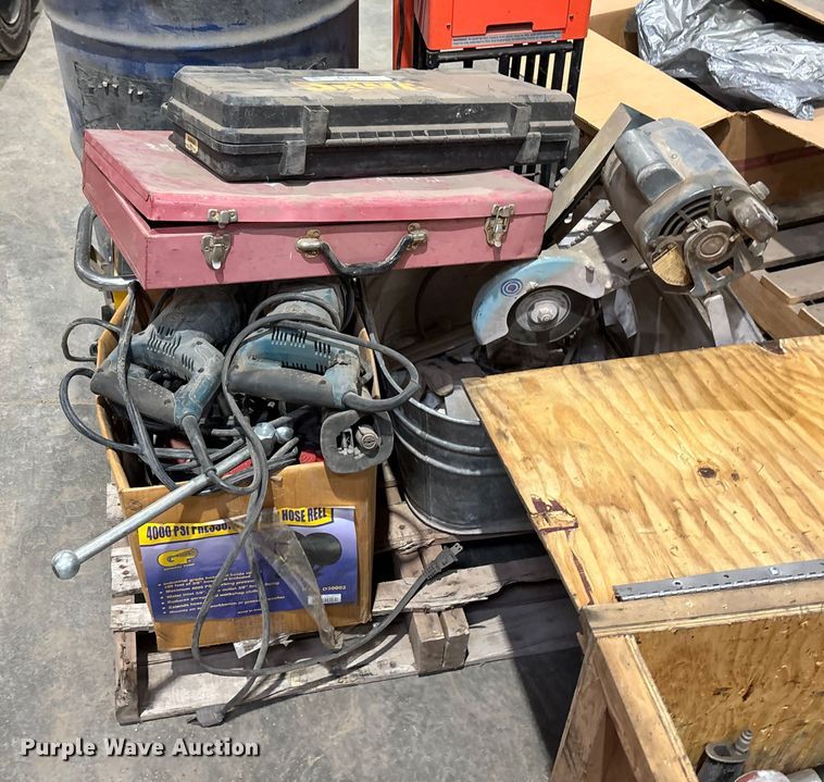 image for item FB0675 Tools