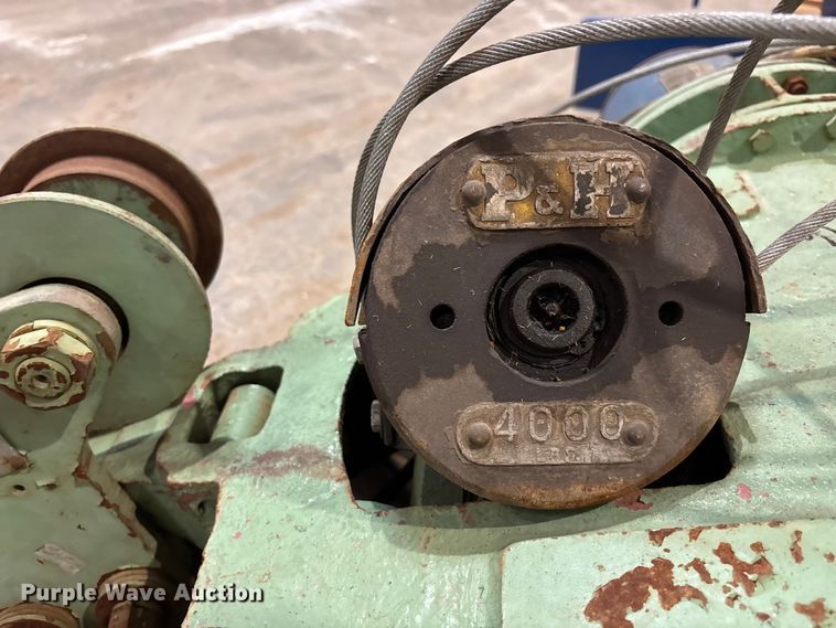 image for item FB0676 (6) chain hoists