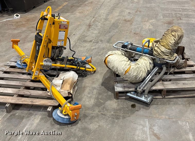 image for item FB0680 Arval material handlers vacuum