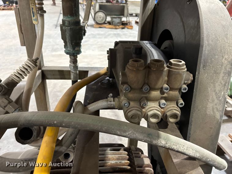 image for item FB0681 Power washer