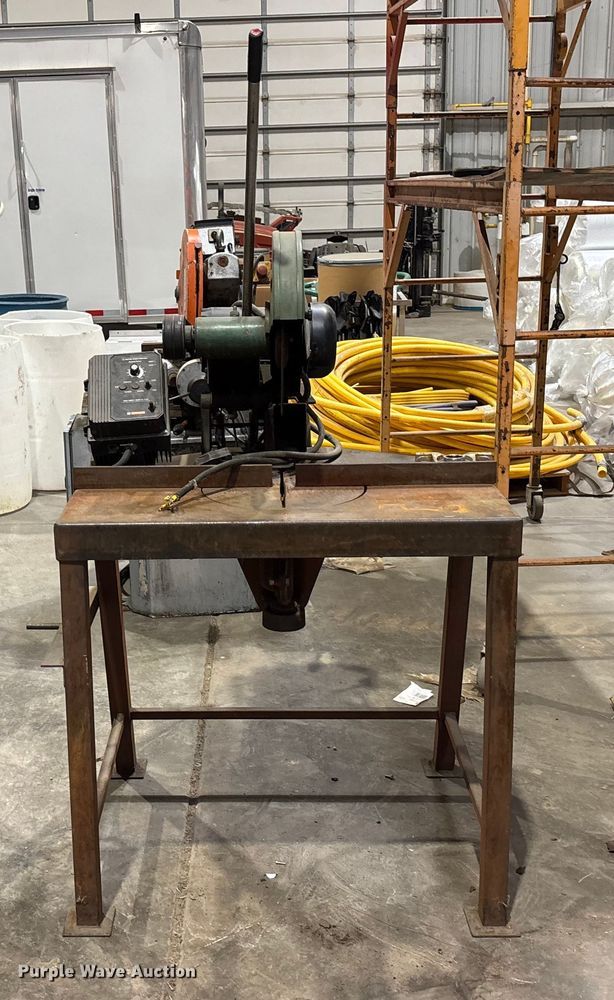 image for item FB0685 Tools