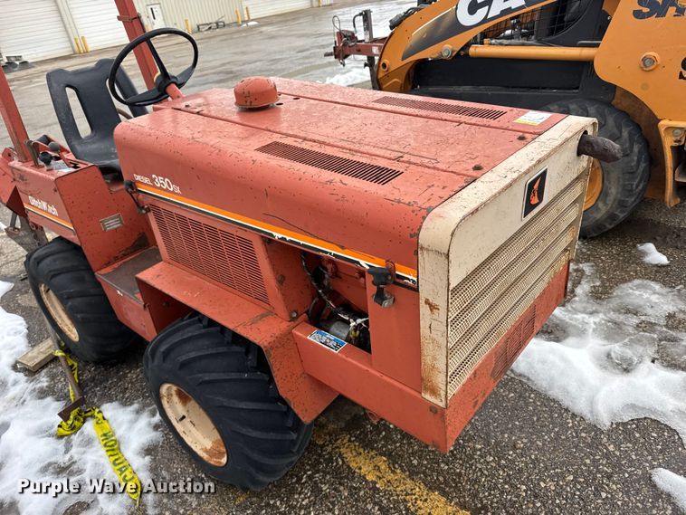 image for item FB0687 Ditch witch 350SX cable plow