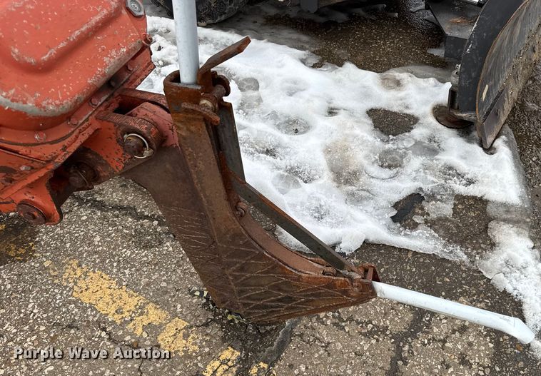 image for item FB0687 Ditch witch 350SX cable plow