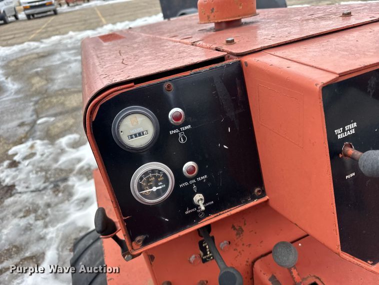 image for item FB0687 Ditch witch 350SX cable plow