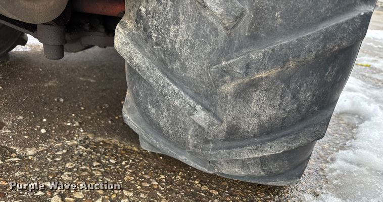 image for item FB0687 Ditch witch 350SX cable plow