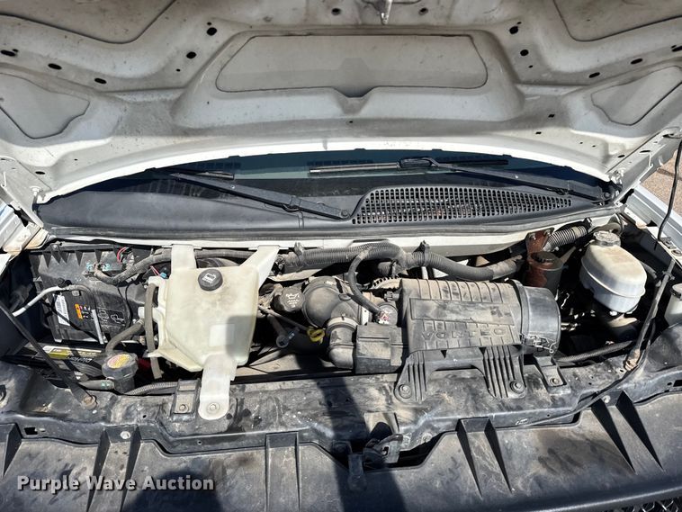 image for item FB0688 2013 Chevrolet Express 3500 van