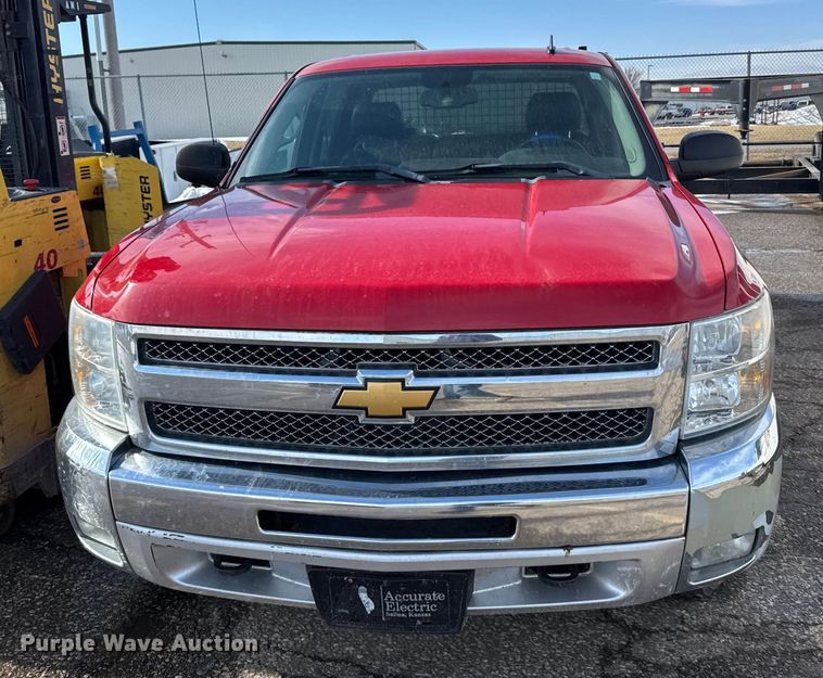 image for item FB0692 2012 Chevrolet Silverado 1500 Crew Cab pickup truck