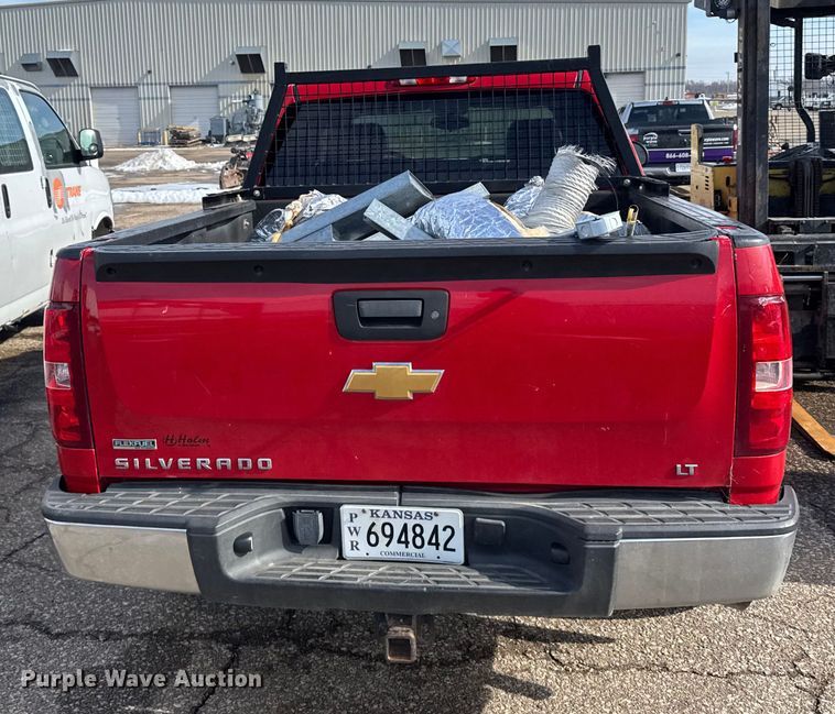 image for item FB0692 2012 Chevrolet Silverado 1500 Crew Cab pickup truck