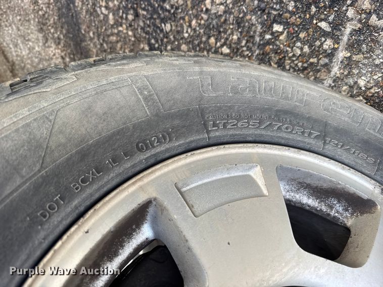 image for item FB0692 2012 Chevrolet Silverado 1500 Crew Cab pickup truck