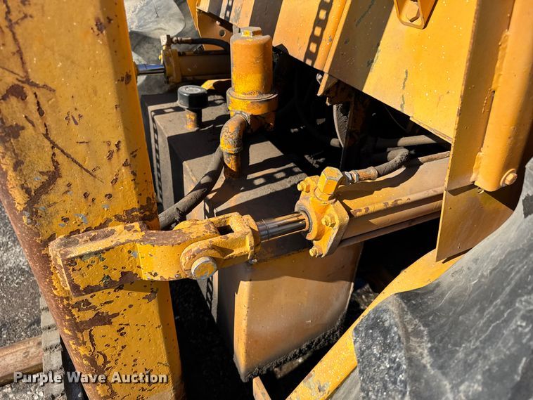 image for item FB0694 Case 586 forklift