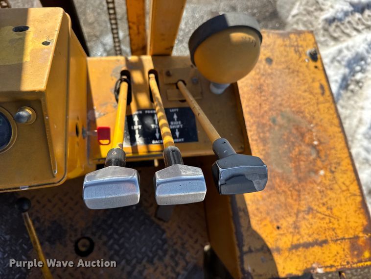 image for item FB0694 Case 586 forklift