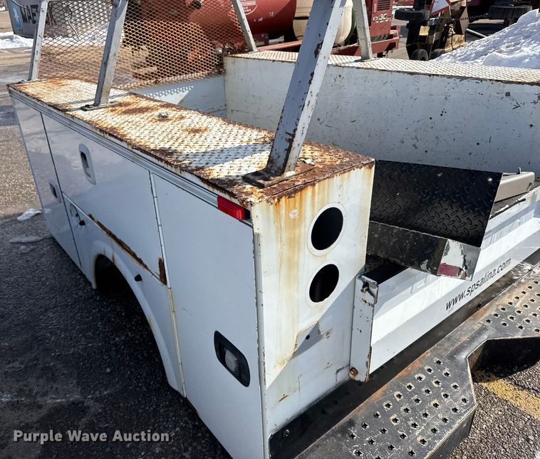 image for item FB0695 Utility bed