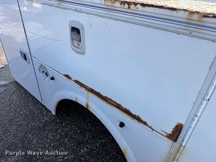 image for item FB0695 Utility bed