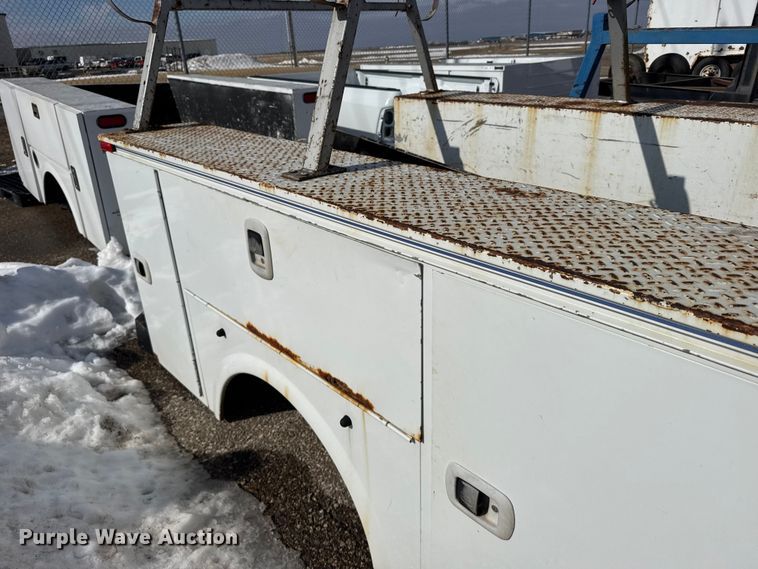 image for item FB0695 Utility bed