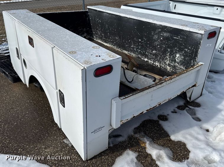 image for item FB0697 Utility bed