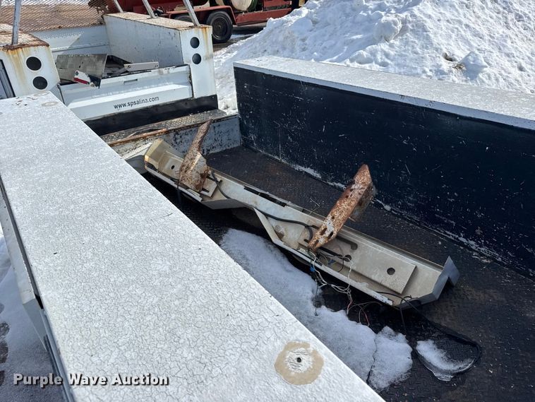 image for item FB0697 Utility bed