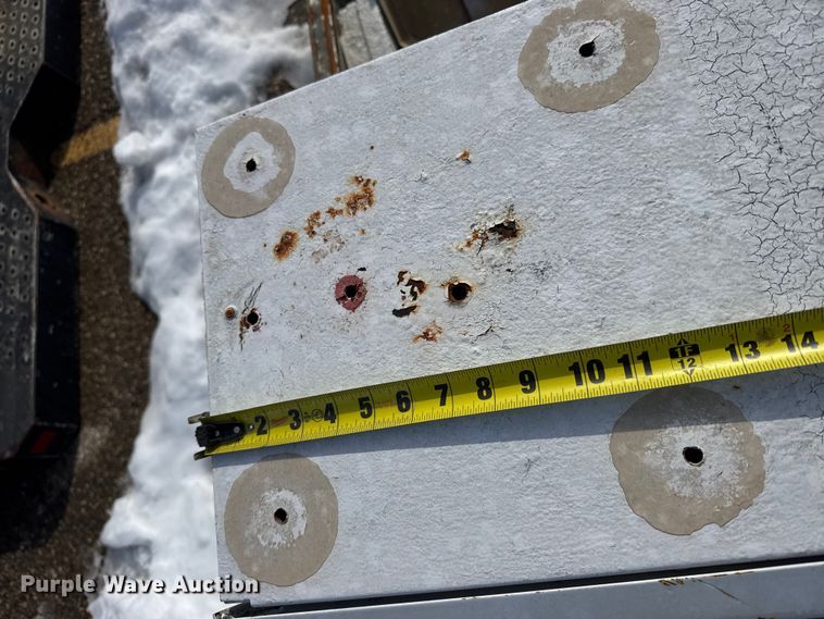 image for item FB0697 Utility bed