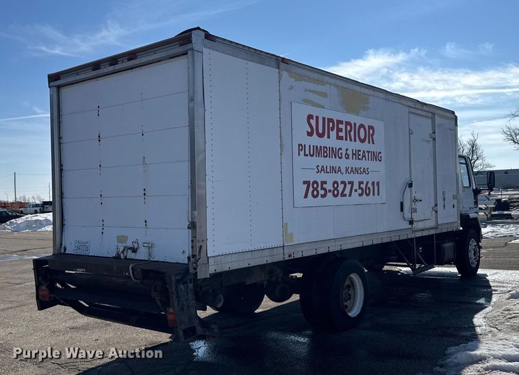 image for item FB0700 1989 Ford CF7000 box truck