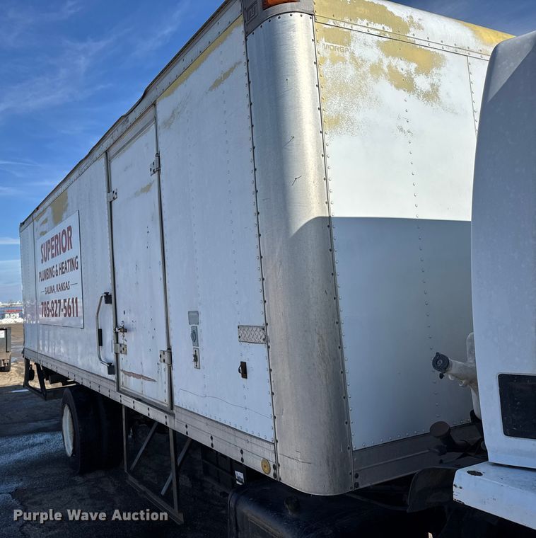 image for item FB0700 1989 Ford CF7000 box truck