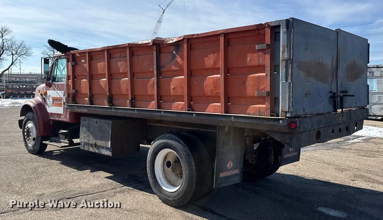 image for item FB0701 1995 International 4700 dump truck