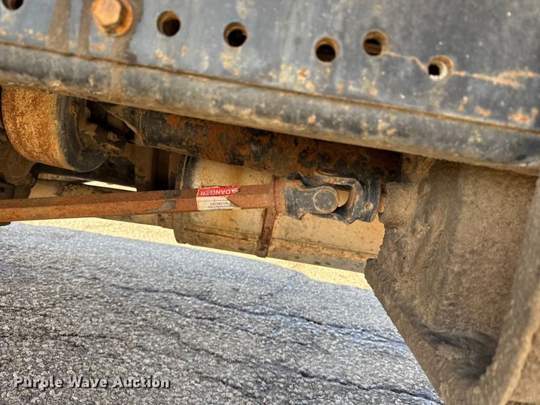 image for item FB0701 1995 International 4700 dump truck