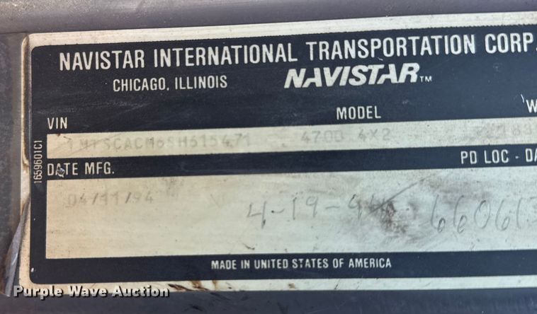 image for item FB0701 1995 International 4700 dump truck