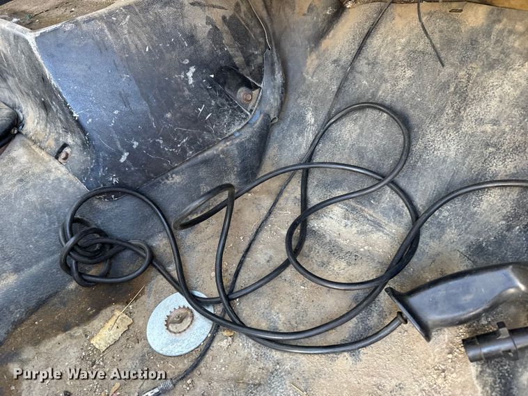 image for item FB0704 1997 Chevrolet C6 flatbed truck