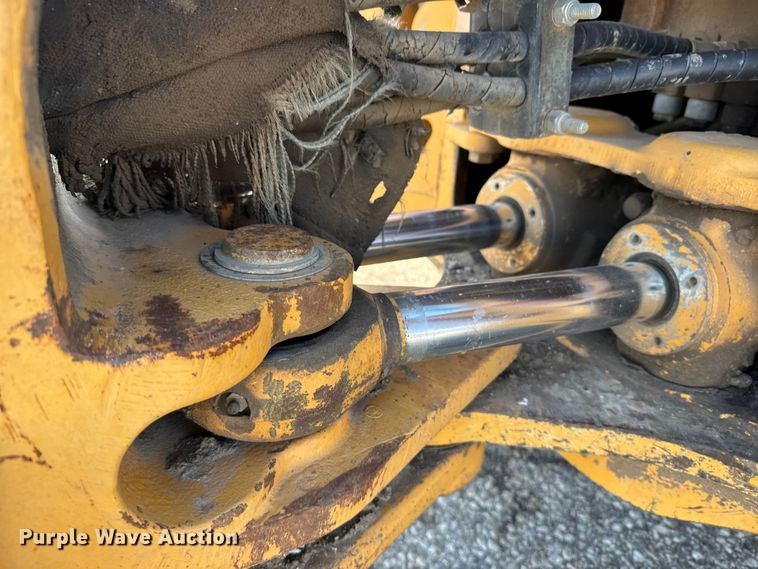 image for item FB0706 1997 Case 580L backhoe