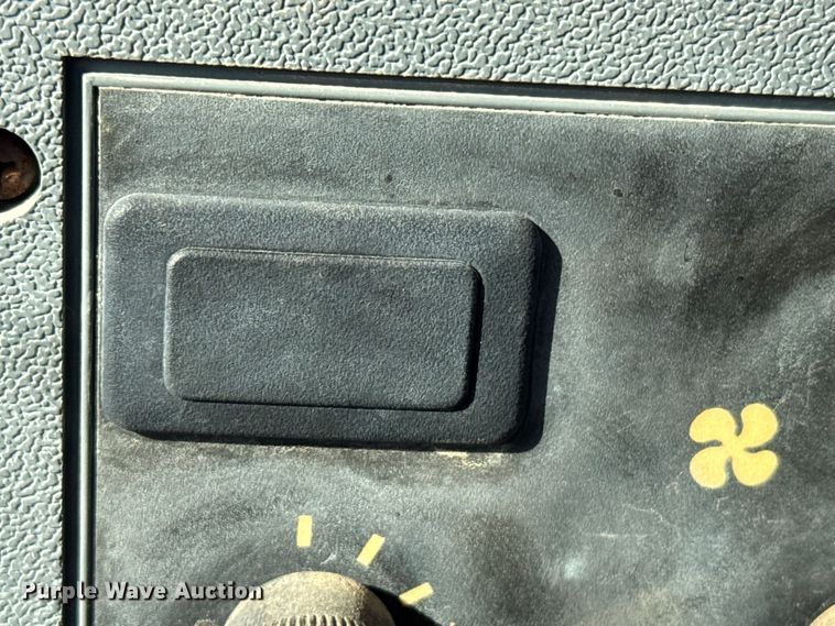 image for item FB0706 1997 Case 580L backhoe