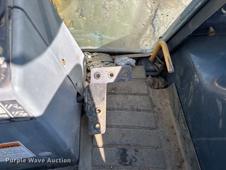 image for item FB0706 1997 Case 580L backhoe