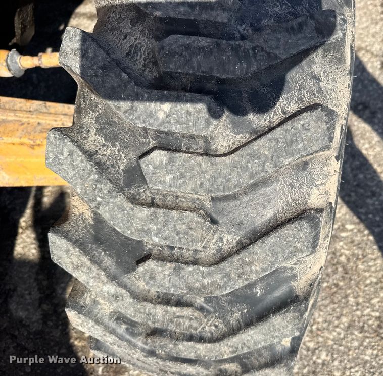 image for item FB0706 1997 Case 580L backhoe