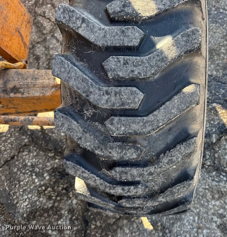 image for item FB0706 1997 Case 580L backhoe