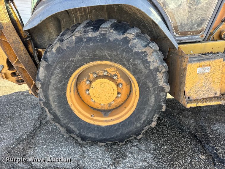 image for item FB0706 1997 Case 580L backhoe