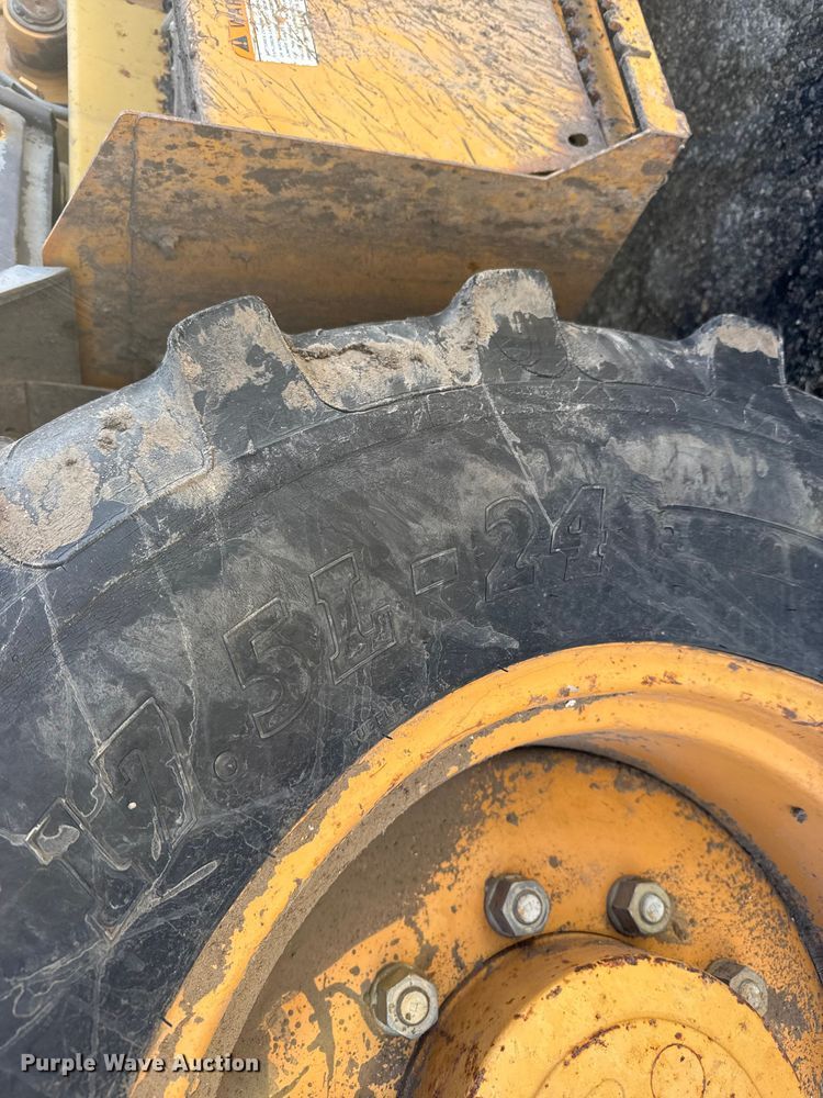 image for item FB0706 1997 Case 580L backhoe