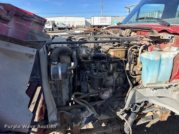 image for item FB0712 1994 Ford F600 flatbed truck