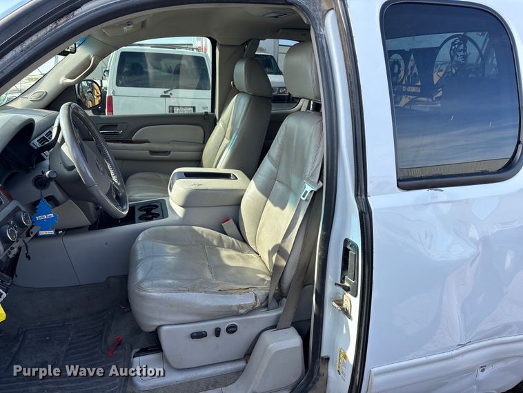 image for item FB0713 2009 GMC Sierra 1500 Ext. Cab pickup truck