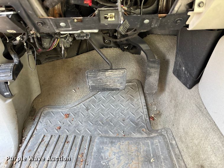 image for item FB0713 2009 GMC Sierra 1500 Ext. Cab pickup truck