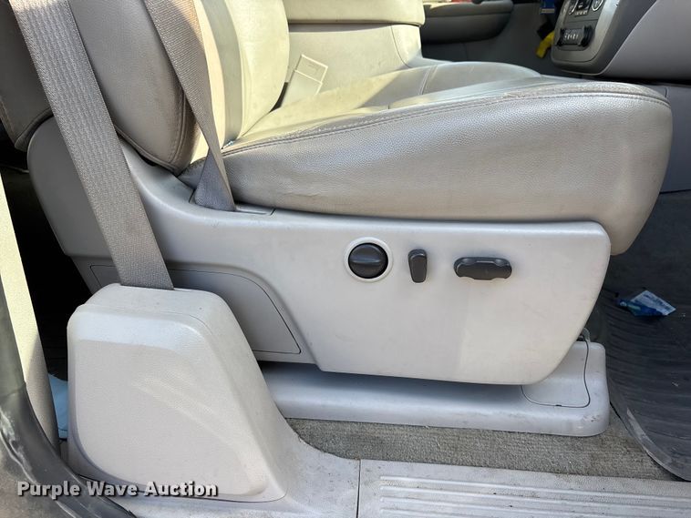 image for item FB0713 2009 GMC Sierra 1500 Ext. Cab pickup truck