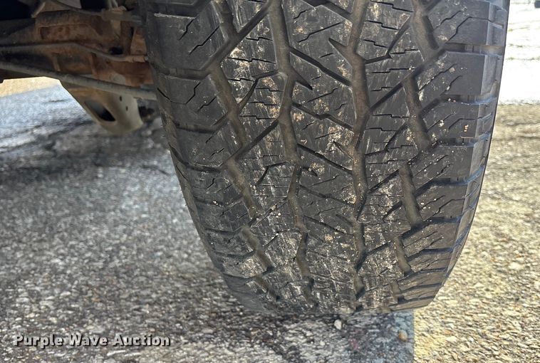 image for item FB0713 2009 GMC Sierra 1500 Ext. Cab pickup truck