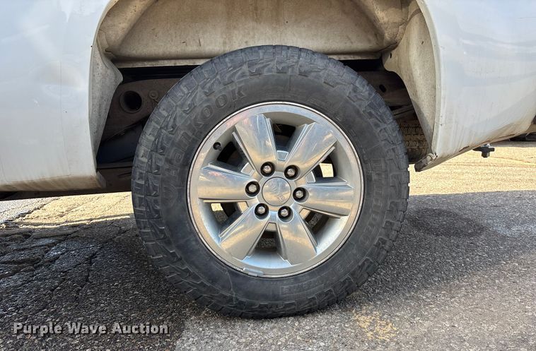 image for item FB0713 2009 GMC Sierra 1500 Ext. Cab pickup truck