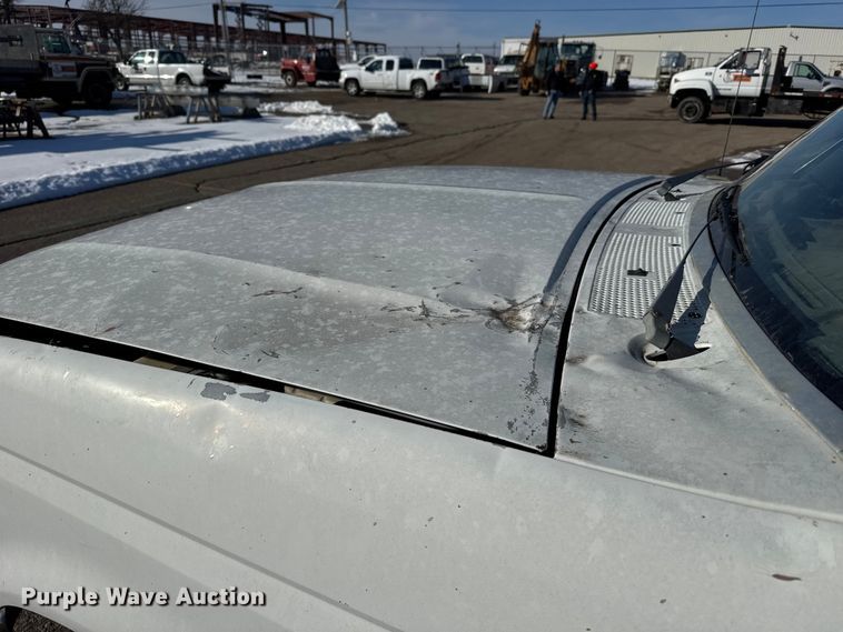 image for item FB0714 1993 Ford F450 Super Duty bucket truck