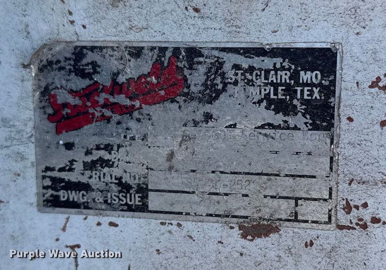 image for item FB0714 1993 Ford F450 Super Duty bucket truck